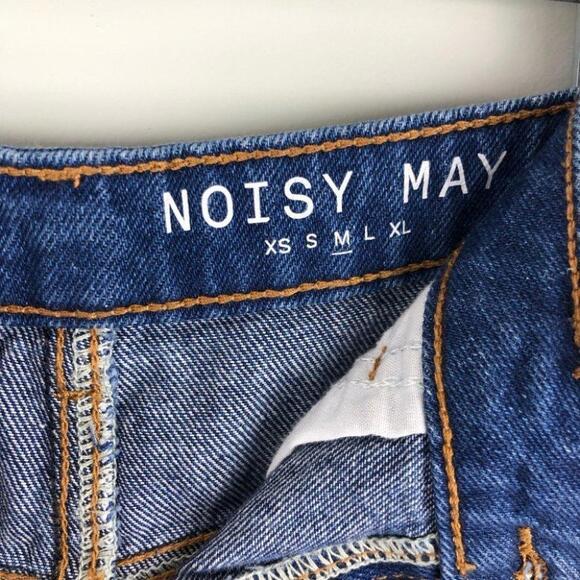 3/$30 Noisy May Mom Shorts - M - Picture 4 of 5